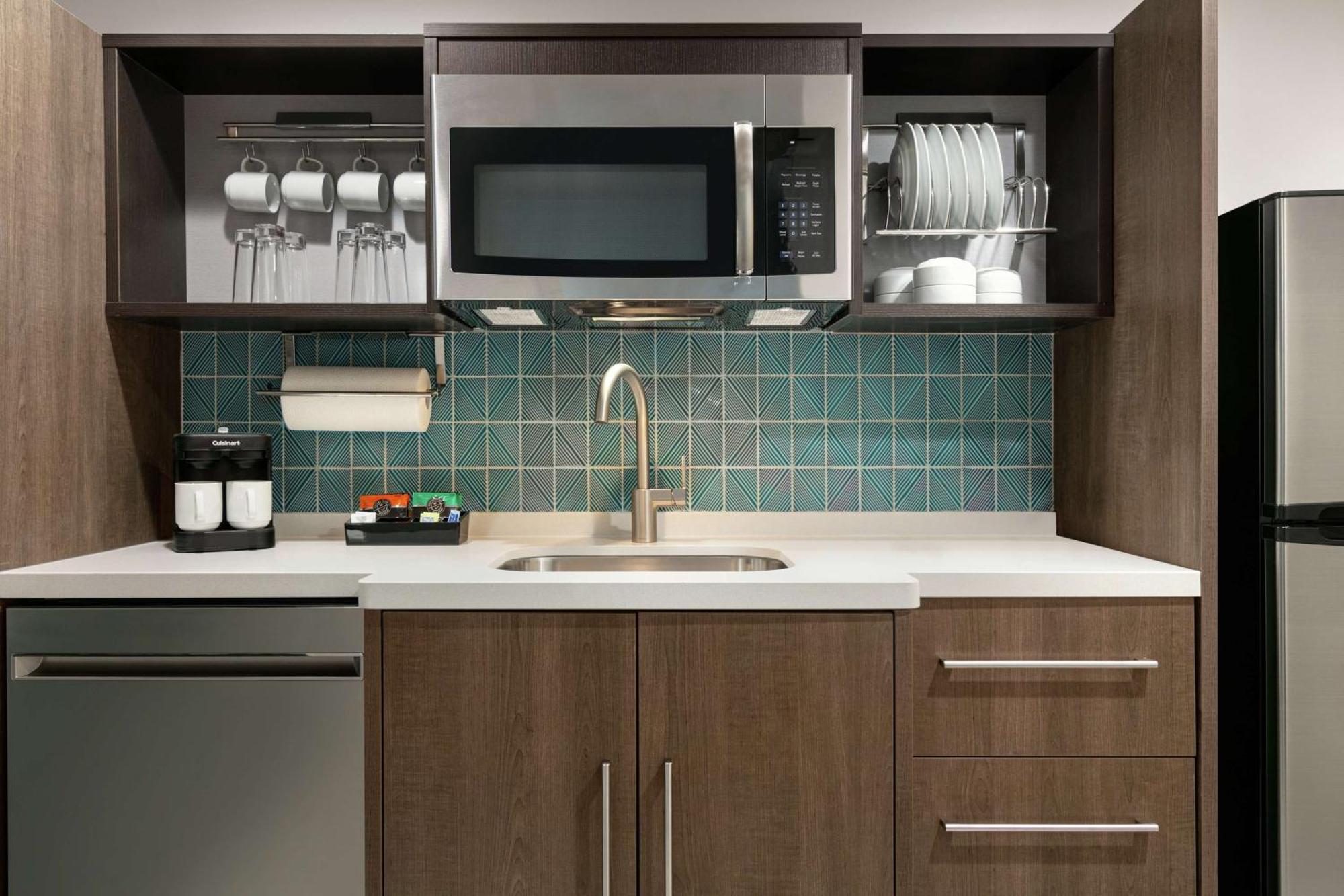Home2 Suites By Hilton Norfolk Airport エクステリア 写真